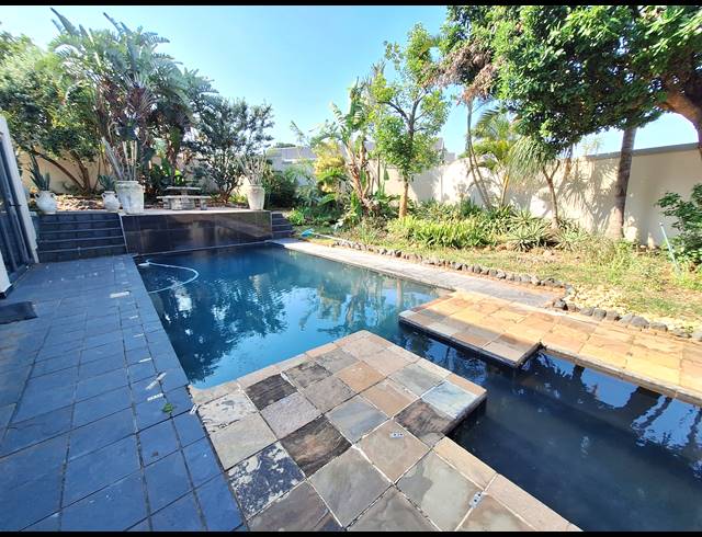 5 BEDROOM HOUSE TO LET IN UMHLANGA CENTRAL